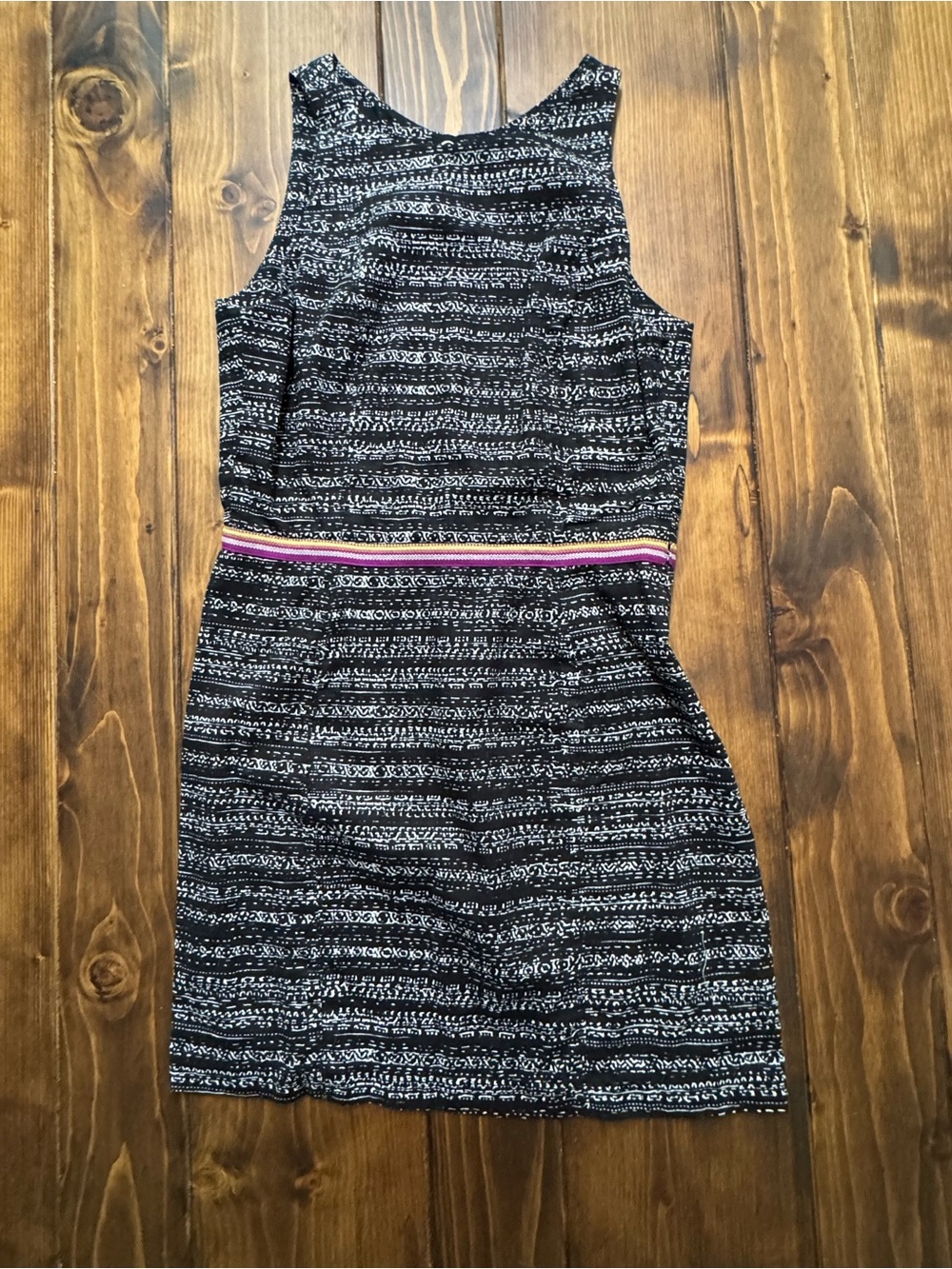 DV by Dolce Vita Black & White Patterned Mini Dress with Pink Waistband